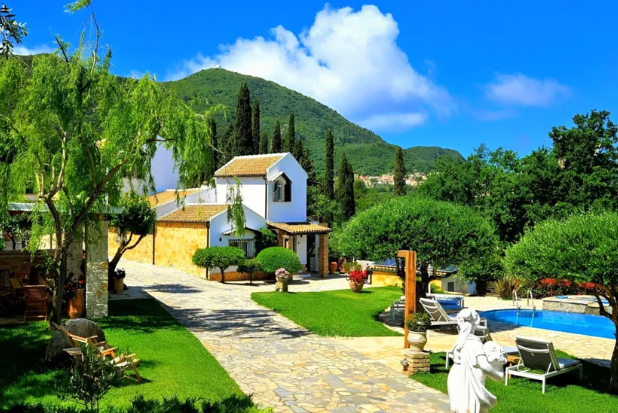 villas in greece